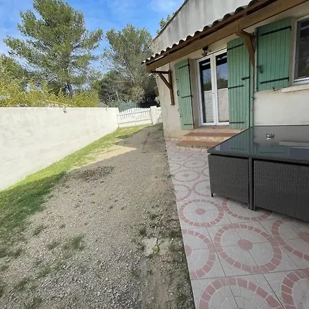 Au Petit Olivier, Appartement Avec Jardin Grans Exterior foto