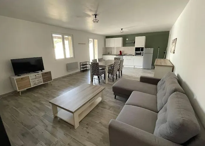 Au Petit Olivier, Appartement Avec Jardin